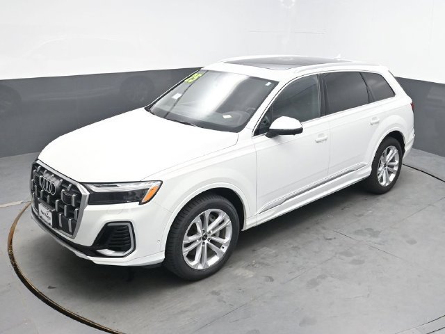 Used 2025 Audi Q7 3.0T Premium Plus AWD/4WD image 24