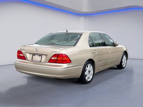 Used 2003 Lexus LS 430 RWD image 6