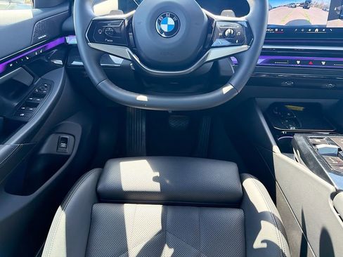 Used 2025 BMW 540i xDrive AWD/4WD image 17