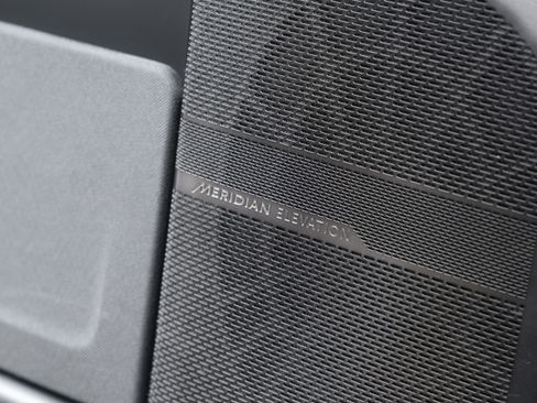 Used 2022 Rivian R1T Adventure image 21