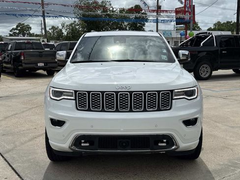 Used 2021 Jeep Grand Cherokee Overland w/ Trailer Tow Group IV RWD image 2