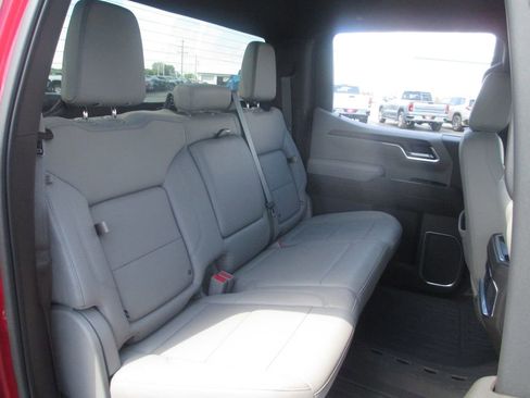 Used 2023 GMC Sierra 1500 SLT w/ SLT Premium Package AWD/4WD image 25
