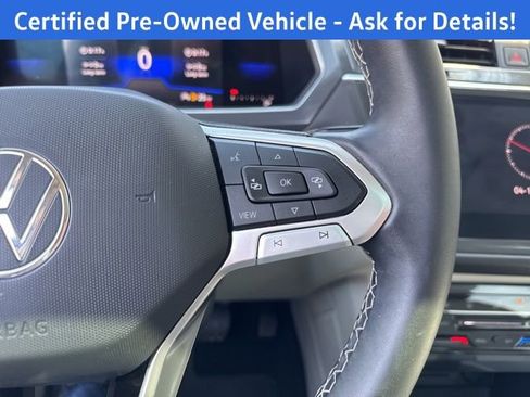 Used 2023 Volkswagen Tiguan SE image 16