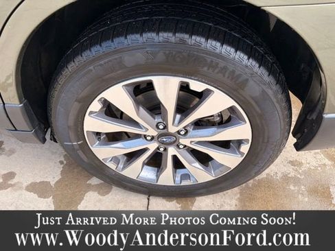 Used 2019 Subaru Outback 2.5i Touring w/ Popular Package #3A image 7