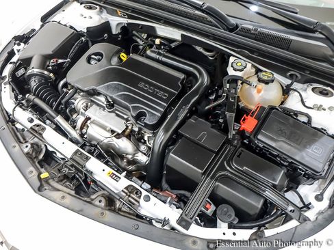 Used 2025 Chevrolet Malibu LT w/ Redline Edition FWD image 33