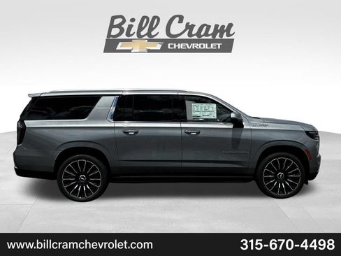 New 2026 Chevrolet Suburban High Country AWD/4WD image 44