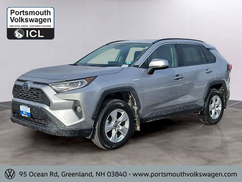 Used 2021 Toyota RAV4 XLE w/ Convenience Package AWD/4WD image 1