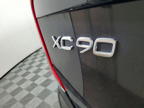 Certified 2023 Volvo XC90 B5 Plus w/ Protection Package Premier AWD/4WD image 9