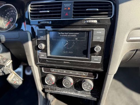 Used 2020 Volkswagen GTI S image 18