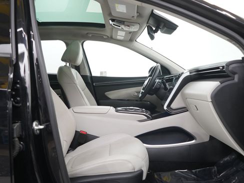 Used 2024 Hyundai Tucson Limited image 10