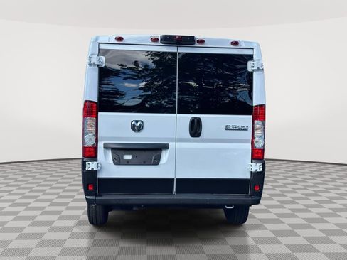Used 2025 RAM ProMaster 2500 w/ U-Haul Equipment Group FWD image 4