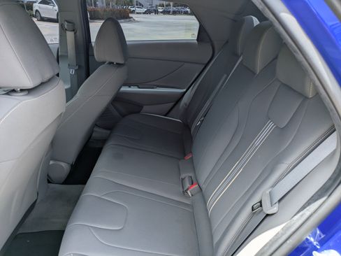 Certified 2023 Hyundai Elantra SEL w/ Convenience Package FWD image 12