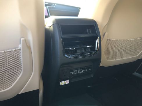 New 2025 Jeep Grand Cherokee Limited 4xe AWD/4WD image 19