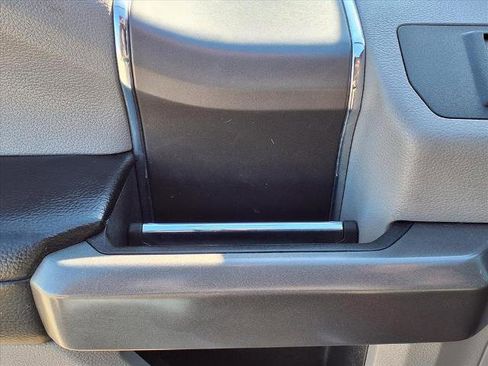 Used 2015 Ford F150 XLT w/ Equipment Group 302A Luxury image 15