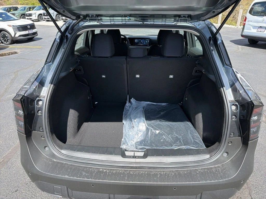 Used 2026 Nissan Kicks S w/ Charging Package FWD image 17