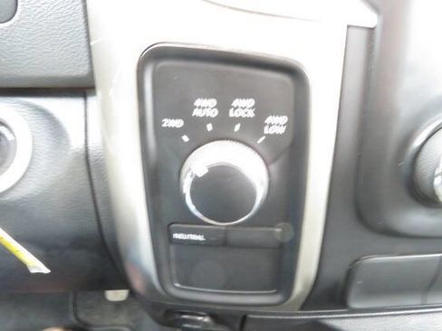 Used 2013 RAM 1500 Big Horn image 20