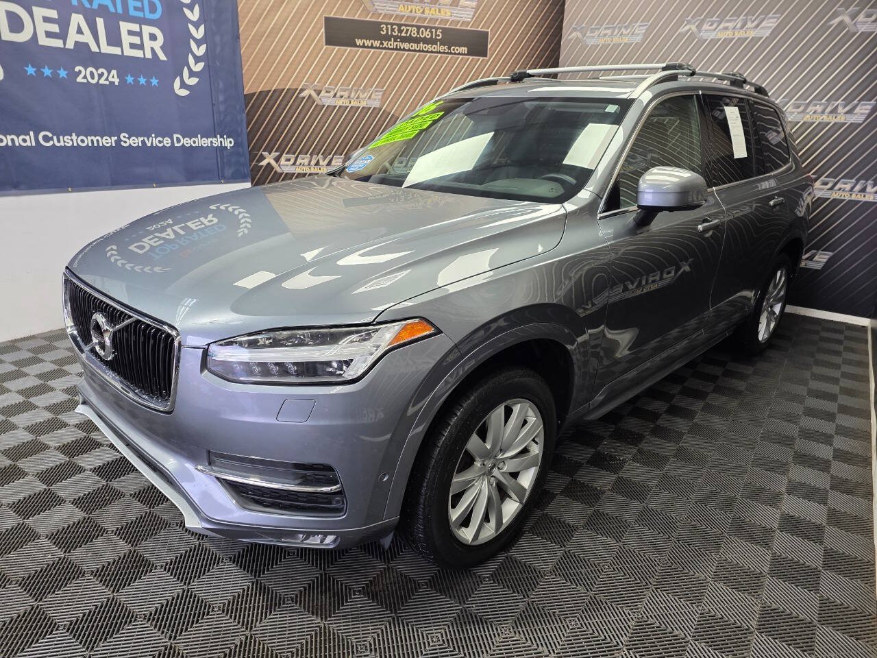 Used 2016 Volvo XC90 T6 Momentum w/ Momentum Plus Package AWD/4WD image 1