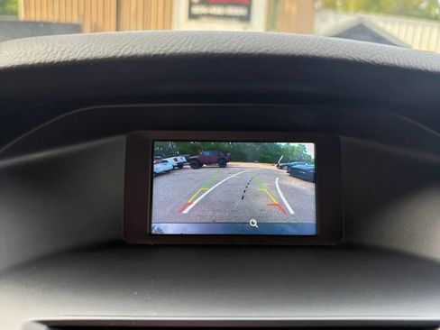 Used 2015 Ford Focus SE w/ SE Sport Package FWD image 32