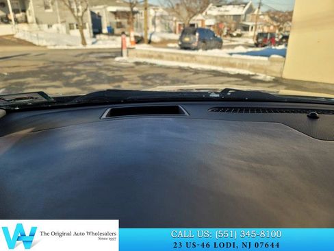 Used 2017 Cadillac XTS Premium Luxury image 16