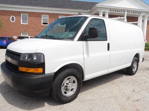 Used 2019 Chevrolet Express 2500 w/ Driver Convenience Package RWD image 22