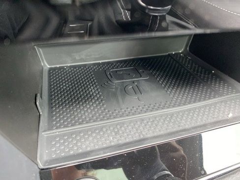 New 2024 Volkswagen Taos SE image 41