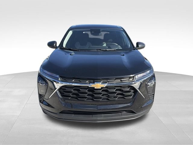 Used 2024 Chevrolet Trax LS w/ Driver Confidence Package FWD image 8