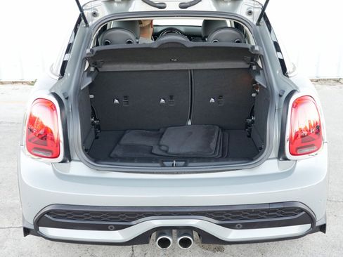 Used 2023 MINI Cooper S image 9