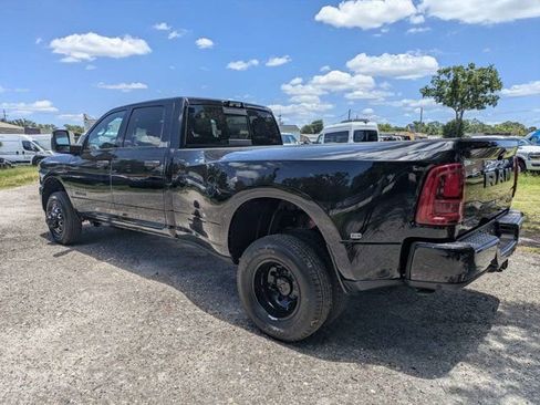 New 2026 RAM 3500 Big Horn AWD/4WD image 5