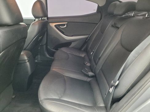 Used 2016 Hyundai Elantra Limited FWD image 18