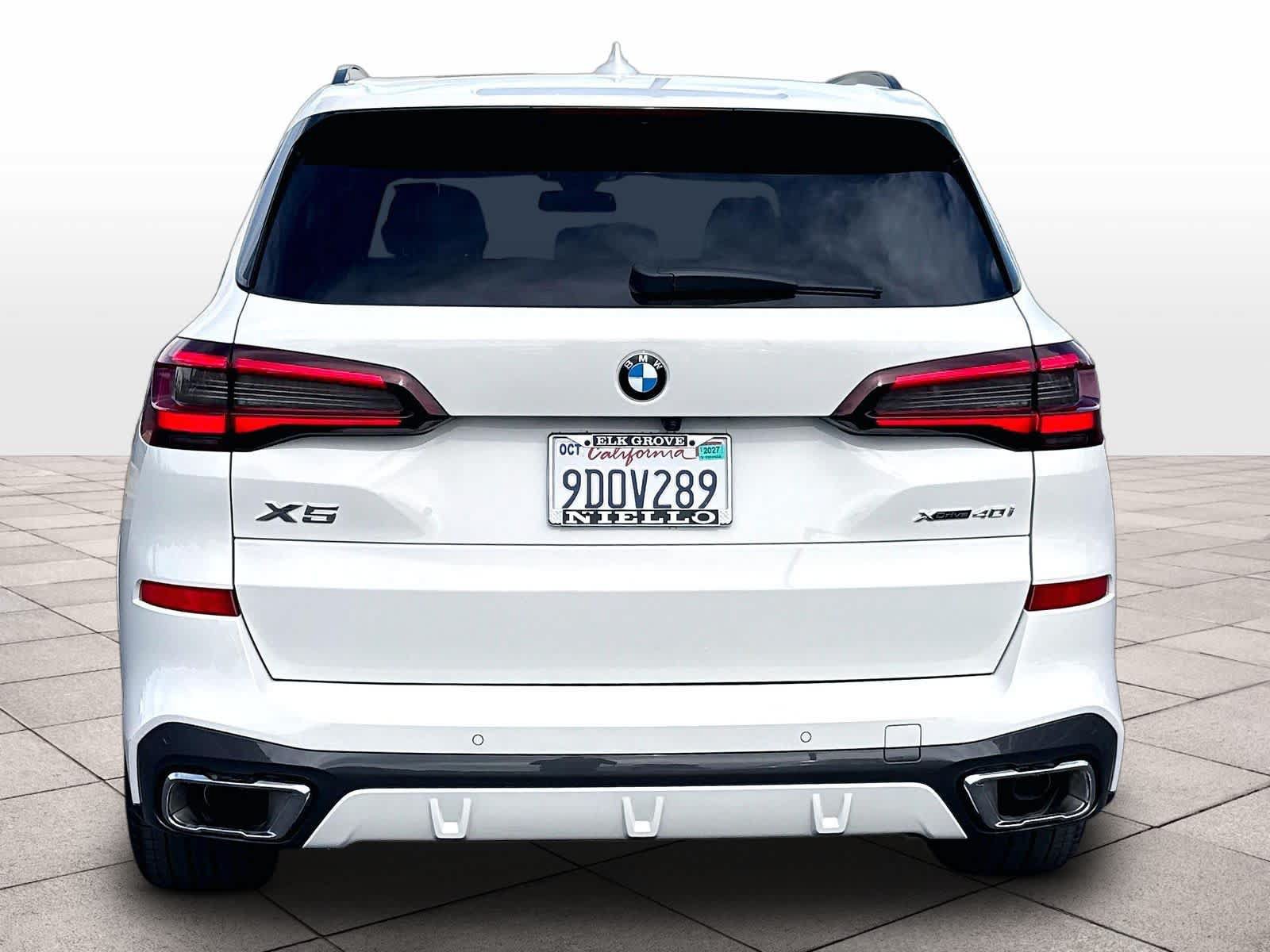 Used 2023 BMW X5 xDrive40i w/ M Sport Package AWD/4WD image 8