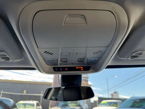 Used 2019 Cadillac XT5 Premium Luxury FWD image 30