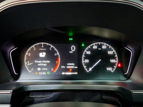 Used 2023 Honda Pilot TrailSport image 12