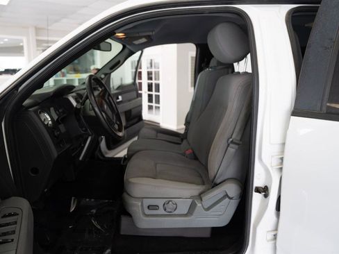 Used 2014 Ford F150 XLT w/ Equipment Group 301A Mid AWD/4WD image 10