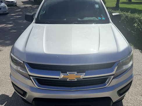 Used 2018 Chevrolet Colorado W/T w/ WT Convenience Package AWD/4WD image 9