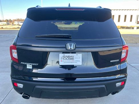 Certified 2019 Honda Passport Touring image 6