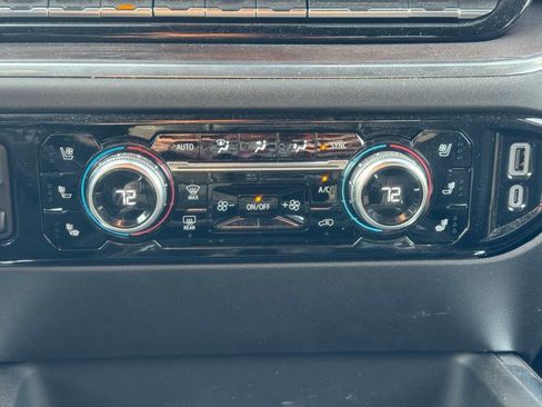 Used 2025 GMC Sierra 2500 SLT w/ SLT Premium Package image 15