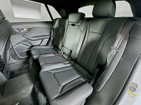 New 2026 Audi Q8 Premium AWD/4WD image 9