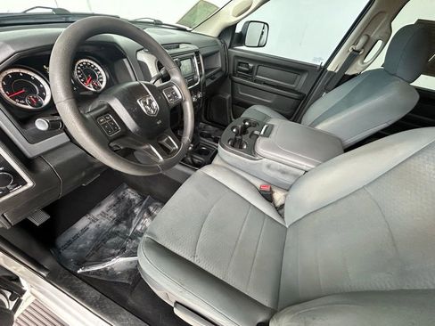 Used 2018 RAM 3500 Tradesman w/ Chrome Appearance Group image 45