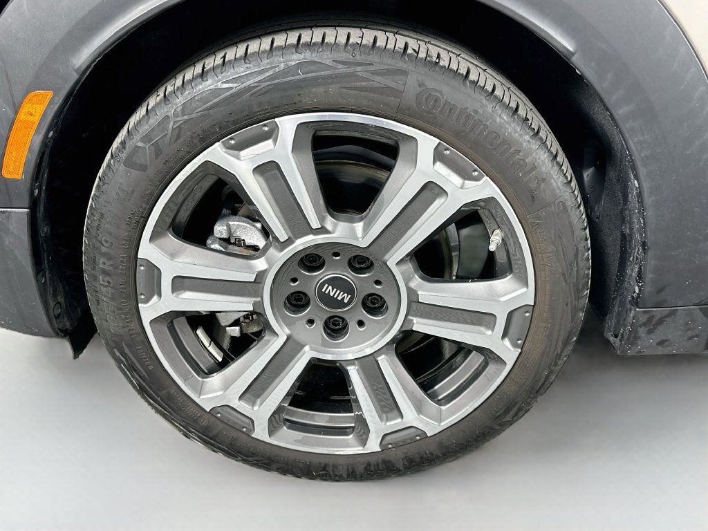 Used 2024 MINI Cooper Countryman S FWD image 32