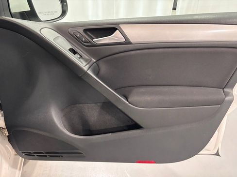 Used 2013 Volkswagen Golf TDI image 20