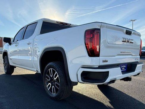 Used 2024 GMC Sierra 1500 AT4 w/ Technology Package image 5