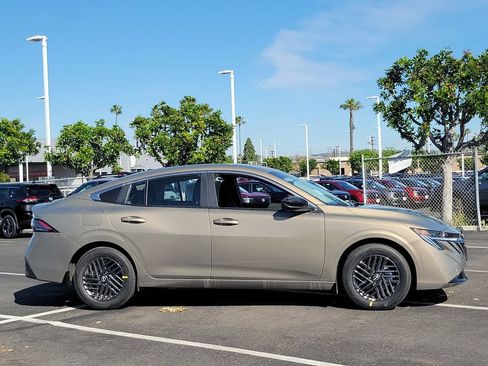New 2026 Nissan Sentra SV w/ Floor Mat Package FWD image 8