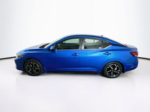 Used 2024 Nissan Sentra SV FWD image 4
