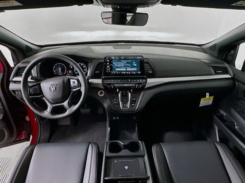 Used 2026 Honda Odyssey Sport-L image 3