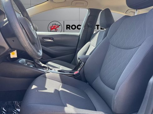 Used 2021 Toyota Corolla LE FWD image 10
