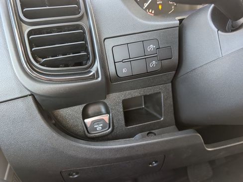 New 2026 RAM ProMaster 2500 w/ Convenience Group image 31