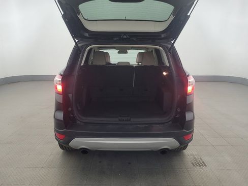 Used 2017 Ford Escape SE AWD/4WD image 29