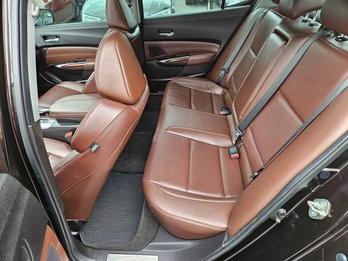 Used 2015 Acura TLX w/ Technology Package FWD image 11