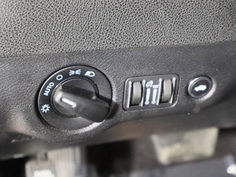 Used 2020 Dodge Charger SXT w/ Blacktop Package image 23