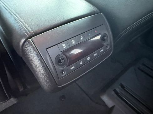 Used 2016 GMC Acadia Denali image 17